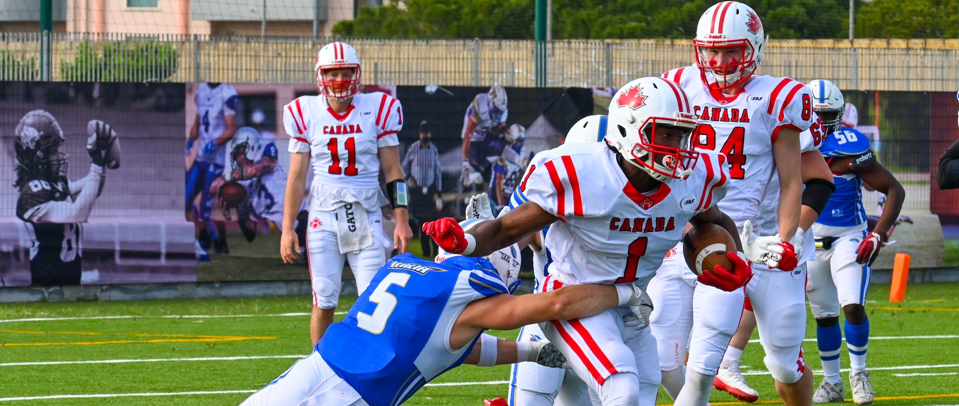Mexico Hosts Canada in International Friendly